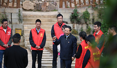 两会季丨萦绕村落振兴和共同富足，，张天任代表提交这些建议